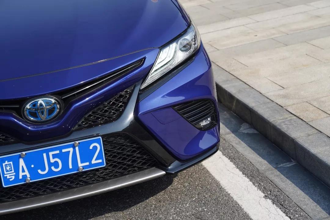 丰田凯美瑞混动试驾大家车言论,汉兰达混动和凯美瑞混动试驾对比