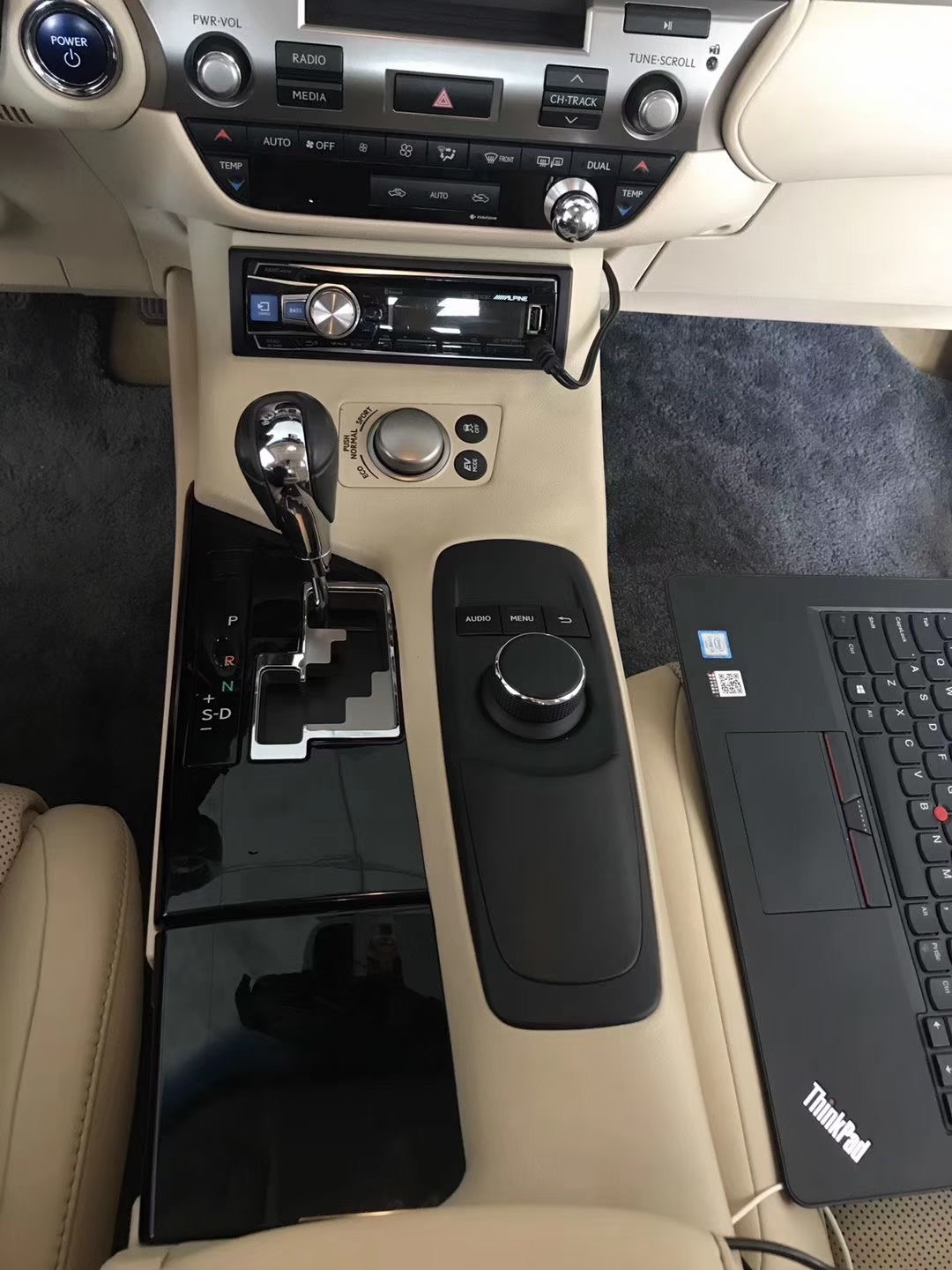 车上的音响太差能换好一点的吗,汽车换喇叭不换分频器可以吗