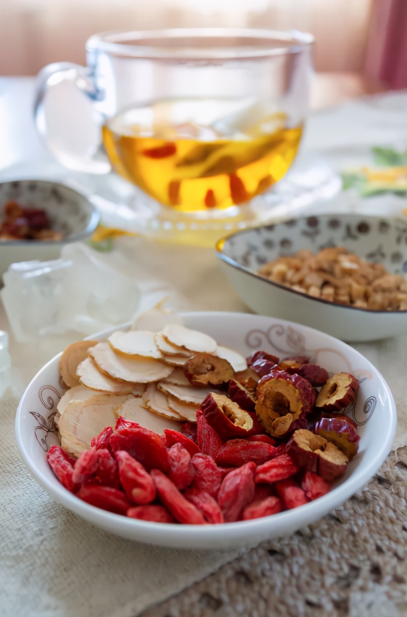 滋补肝肾的中药茶饮是什么,滋补肝肾的茶有哪些