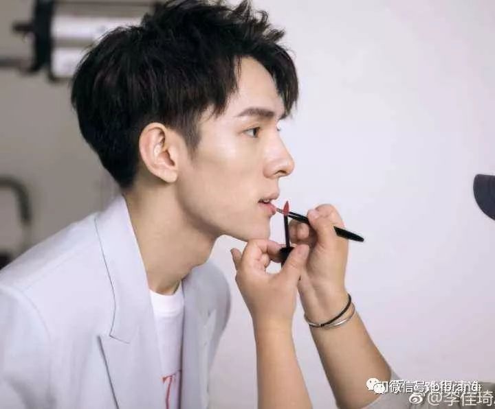 哦买噶！产生”共情“的”带入感“才是网红卖货的核心力量