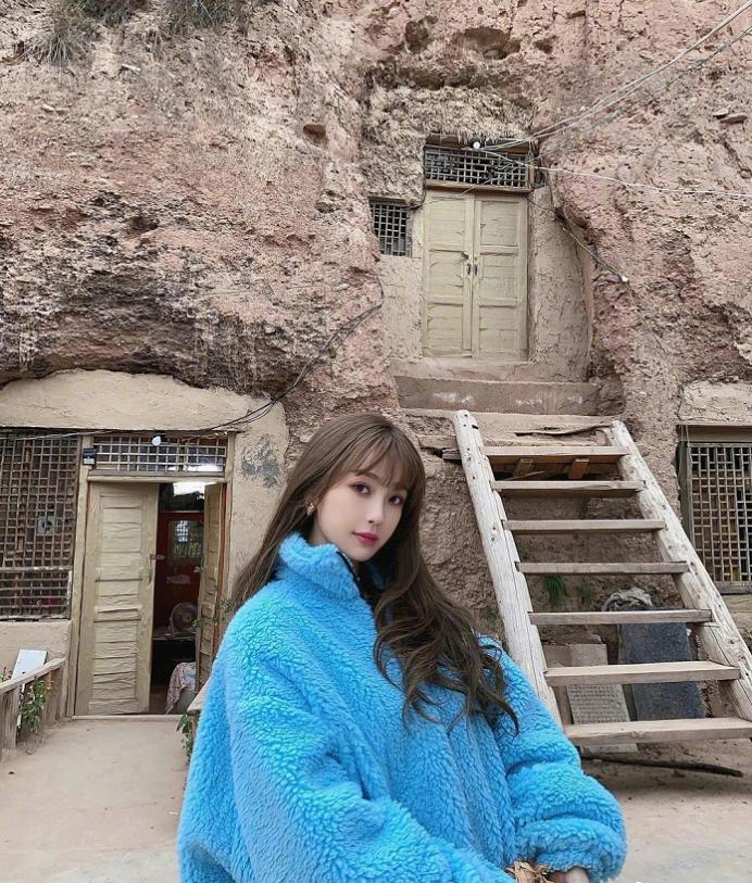 绉嬪啲瀛ｄ笁鍚堜竴瓒呯骇濂界湅闃查淇濇殩,绉嬪啲淇濇殩绌挎惌姣涚粧