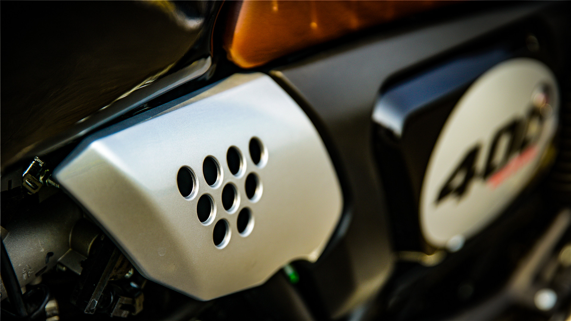 赛科龙RE3复古,适合新手的复古机车re3