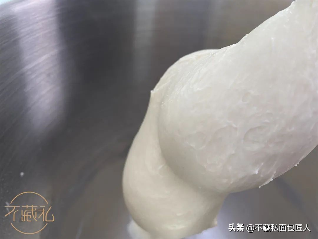 厨师机可以揉含水量低的面团吗,厨师机加黄油揉面团越来越粘
