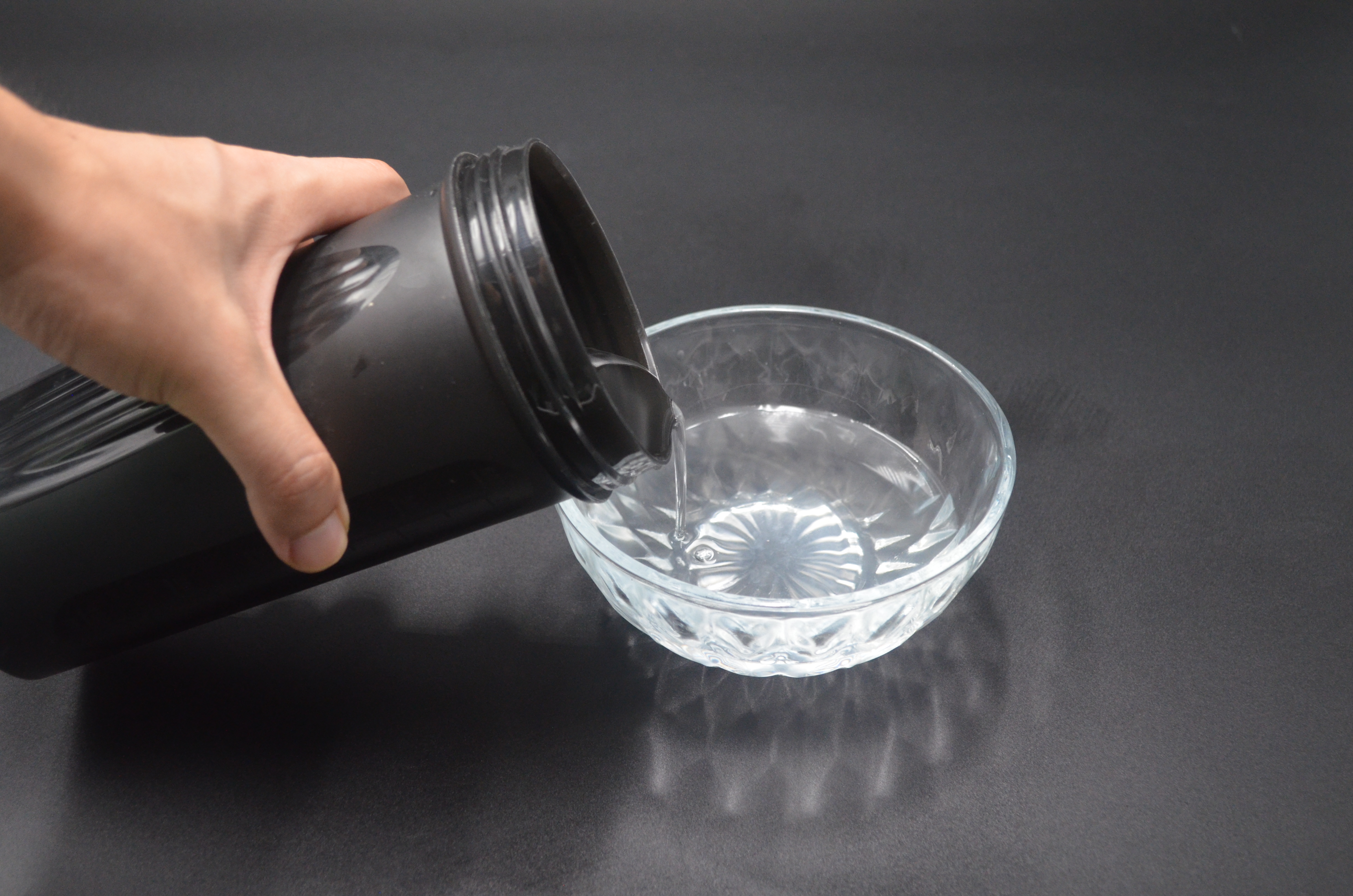 白醋配上花露水效果太神奇了,白醋加花露水怎么兑有什么作用