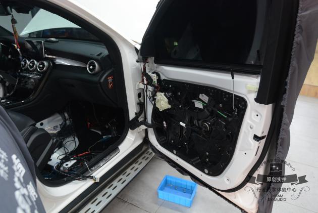 奔驰c柏林丹拿音响,glc丹拿奔驰专用音响