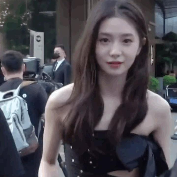 娱乐圈中绝色美人,娱乐圈清纯大美人