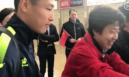 武磊给球迷的祝福视频,祝福武磊的话短句