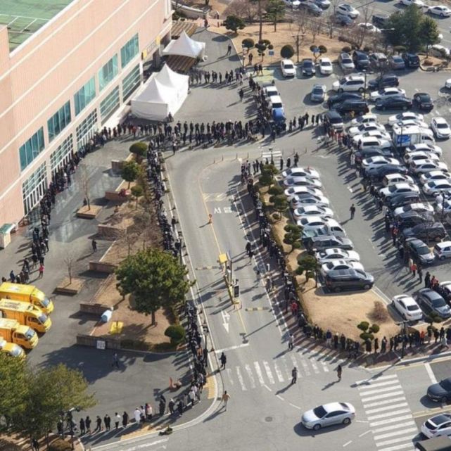 确诊人数暴增1万,韩国新冠确诊人数最新消息