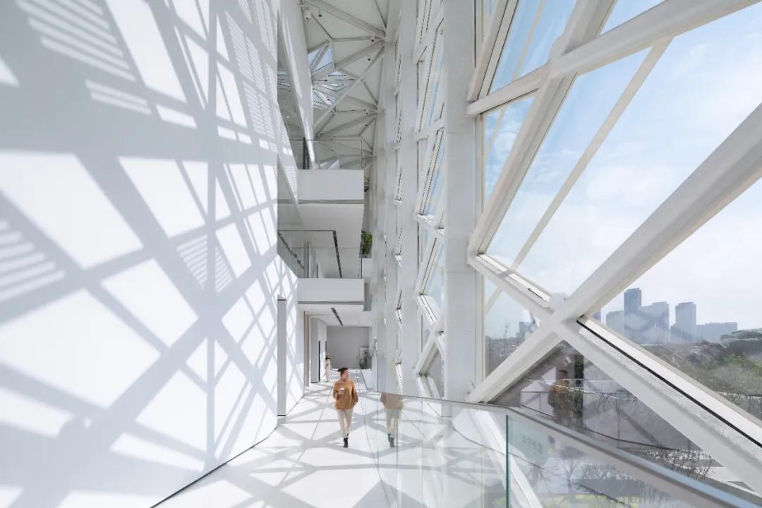 立方标识|武汉华侨城杉·艺术空间标识设计