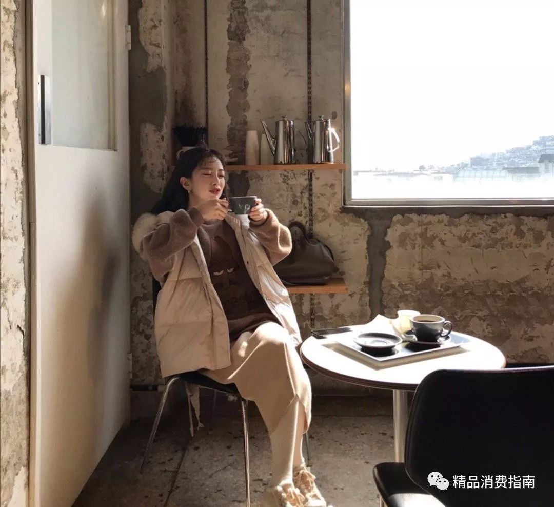 穿搭推荐秋季干净气质,本周分享秋冬穿搭配色法则