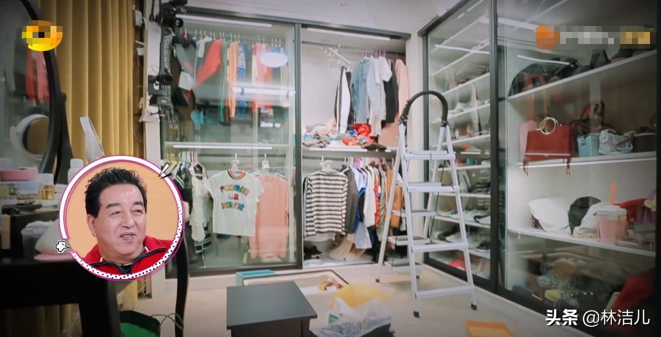 何雯娜吴昕我家小两口,我家那闺女吴昕黑羽绒服同款