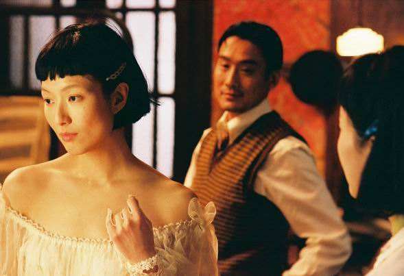 长恨歌里的女子是谁,长恨歌的女主人公叫什么名字