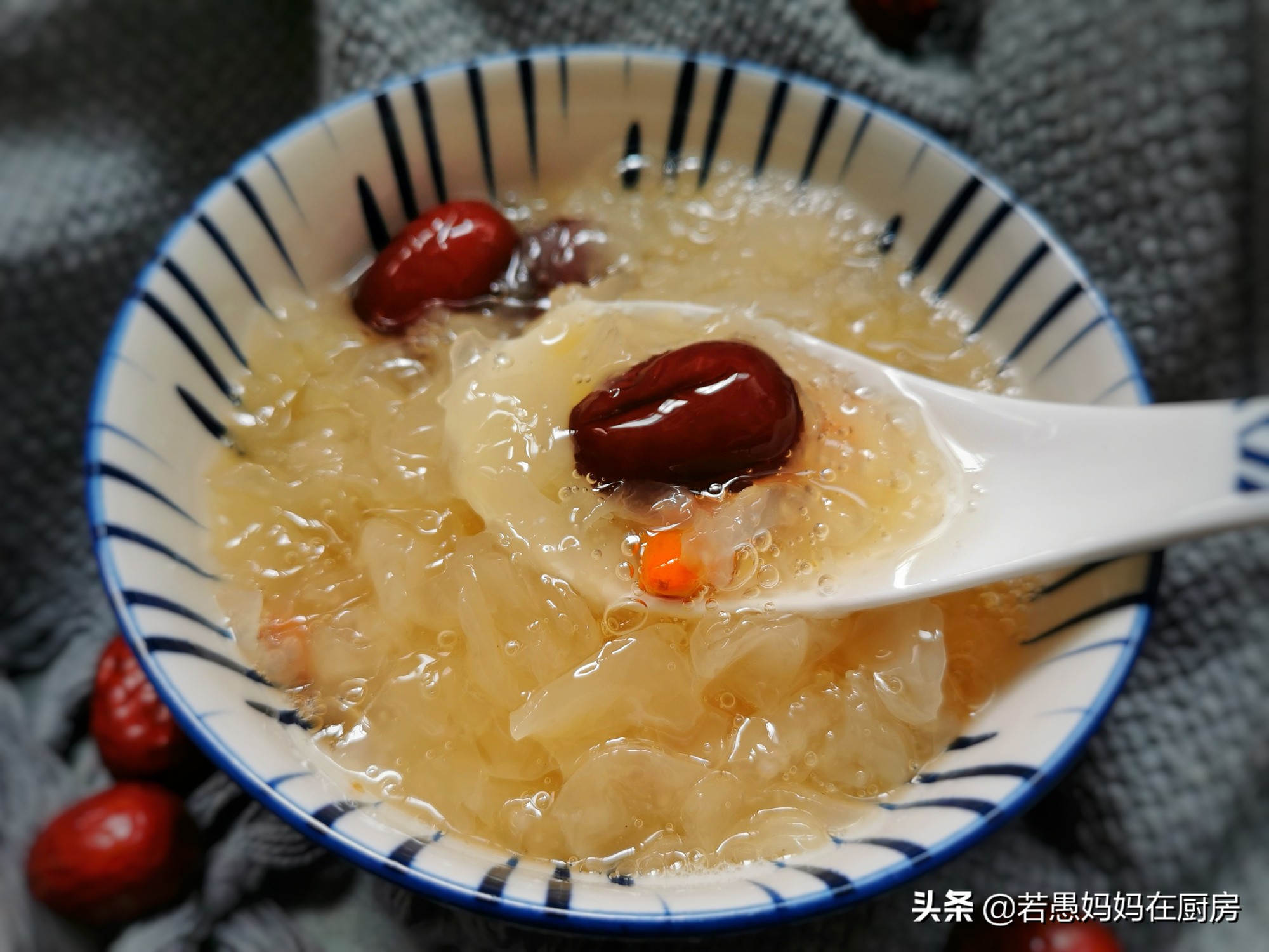 煮银耳汤最快的方法,煮银耳汤怎么煮才会粘稠