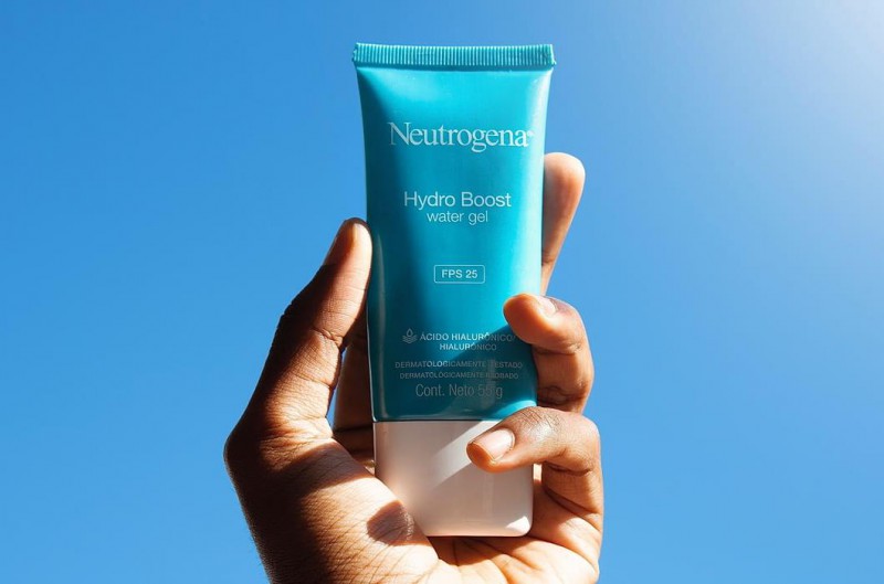 先喷防晒霜还是bb霜,先擦bb霜还是防晒霜啊