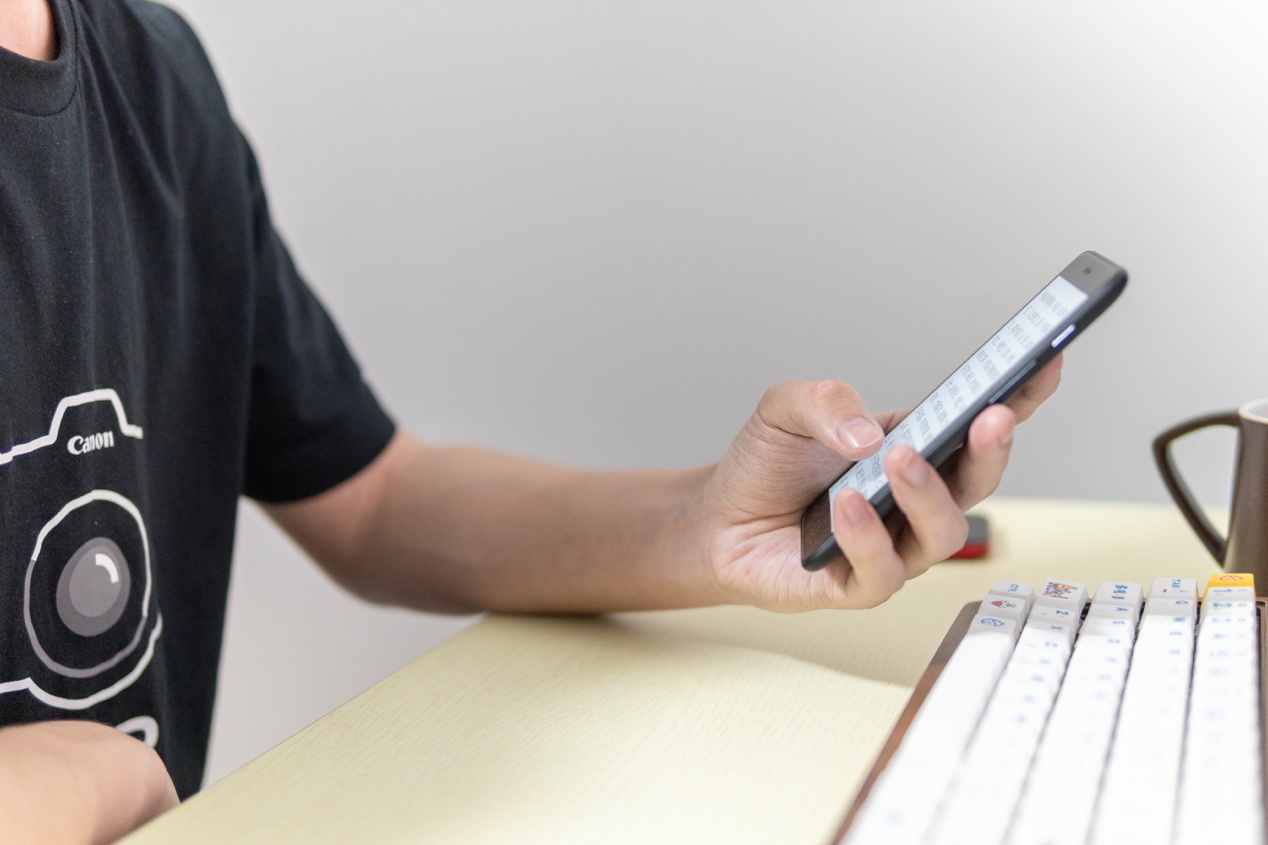 kindle系统最新版本,kindle与微信读书对比