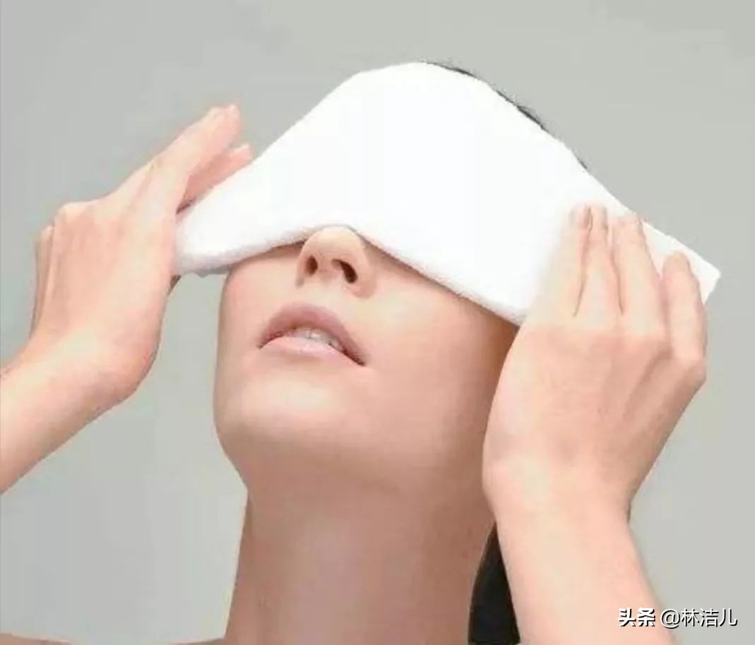 你怎么看待杨幂用两万块的眼霜,用眼霜也抵挡不住黑眼圈