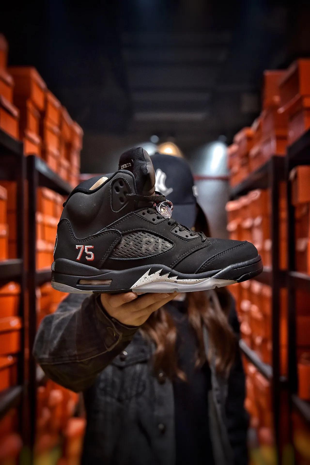 乔丹颜值最高球鞋aj5,耐克飞人乔丹系列篮球aj5