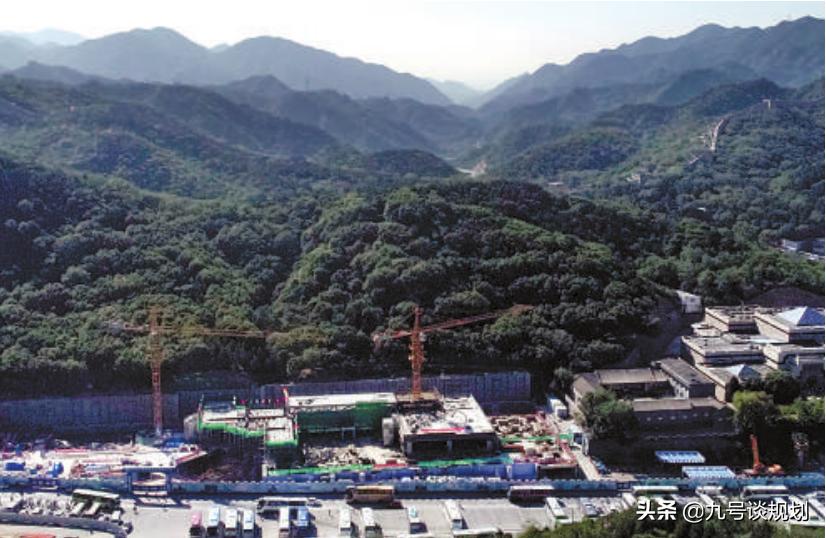 京张铁路八达岭长城,京张高铁八达岭长城站平面示意图