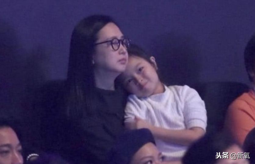 刘德华演唱会失声痛哭完整版后续,刘德华2018演唱会哭片段