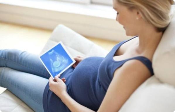 山东女子一天吃一片叶酸,52岁女子每天吃一片叶酸防脑梗