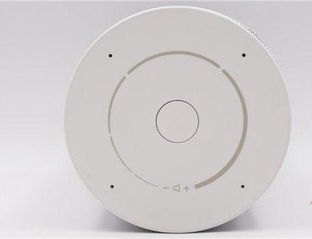 去年还2000一台的曼哈顿音响,现在却不足100的斐讯R1音响开箱