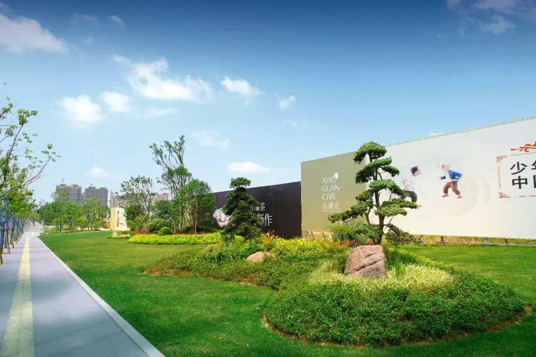 一石百景寸石丈情