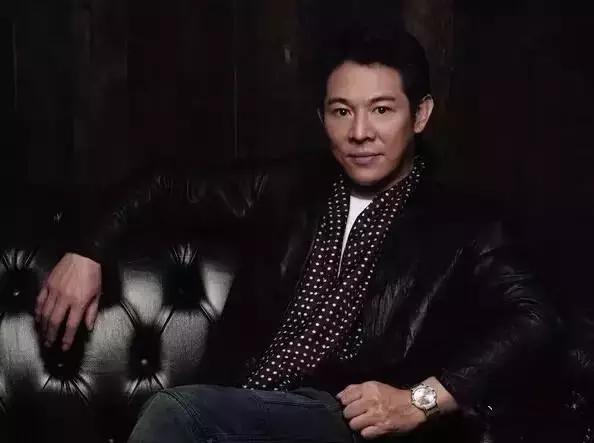 当手串遇上手表，怎么戴才帅气？