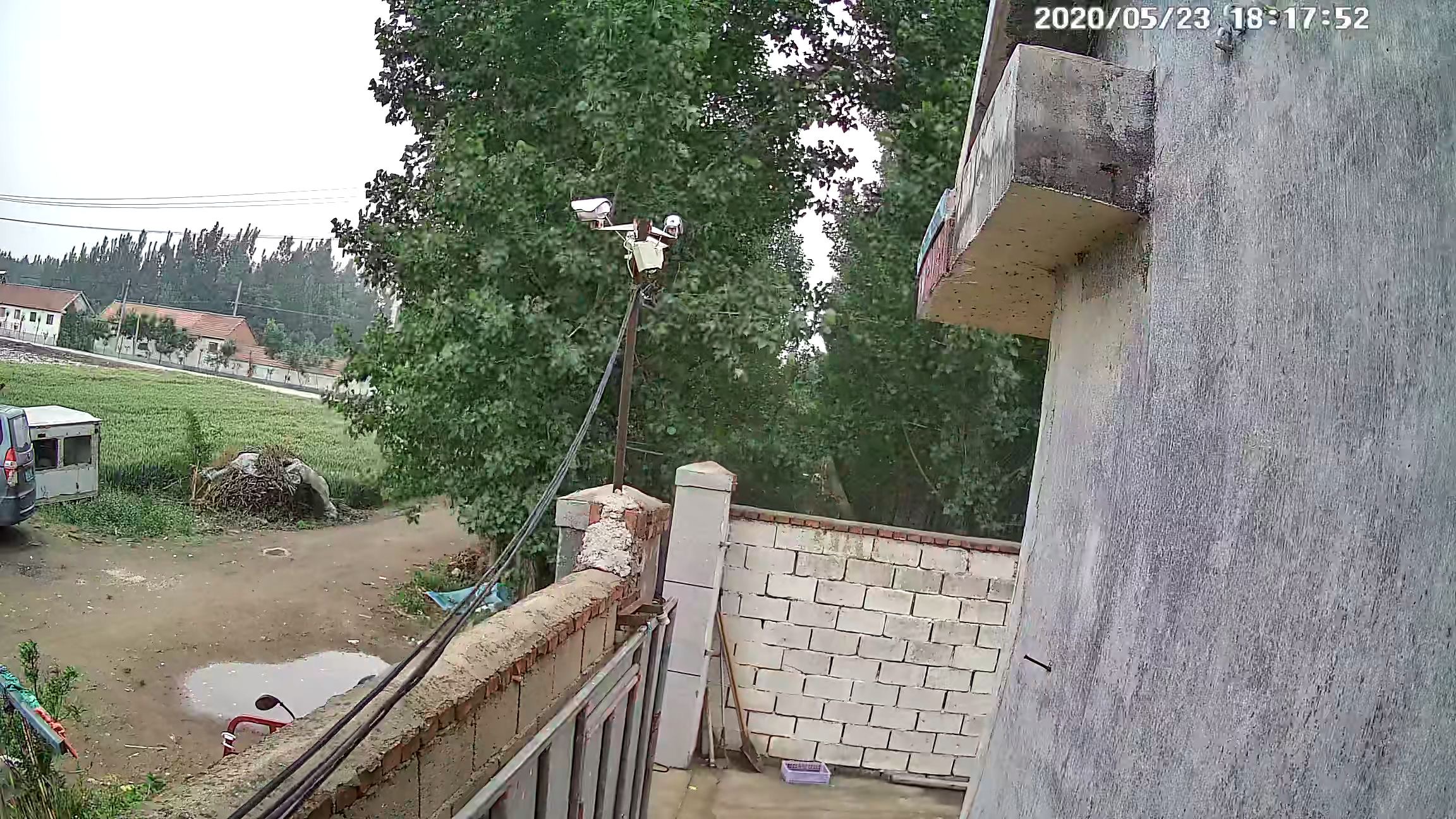 360红色警戒摄像头高配版,360摄像头红色警戒版和高配版区别