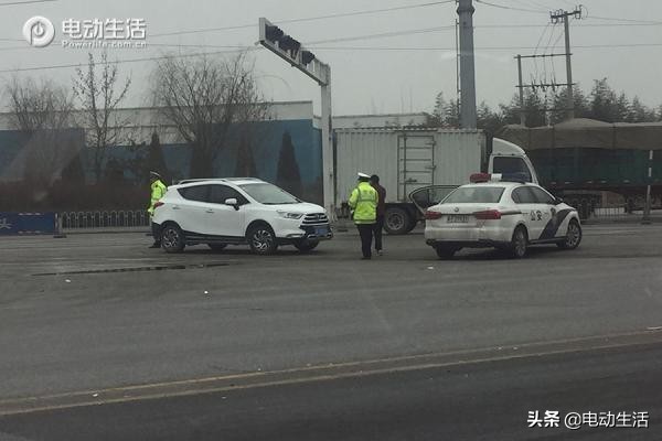 车续航实际测试,44路车真实故事视频