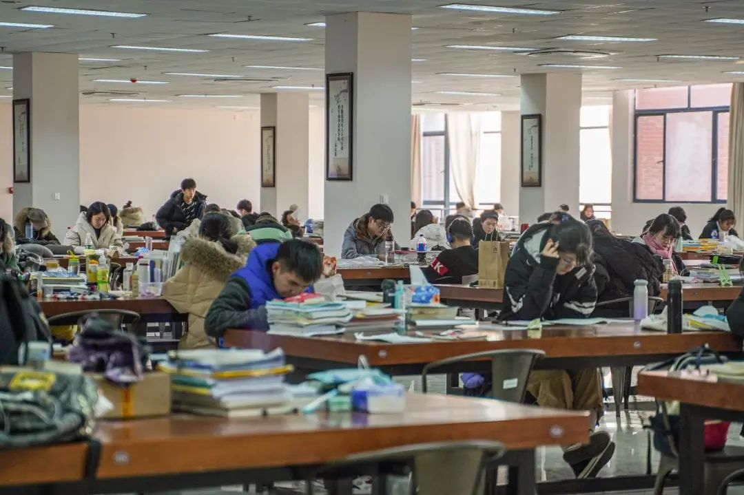 花几十万读个本科值得吗,花几十万读个民办本科值得吗