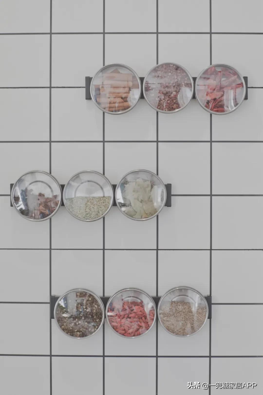 48㎡小家，餐厅可以蹦迪，还带私人影院！小户型都给我学