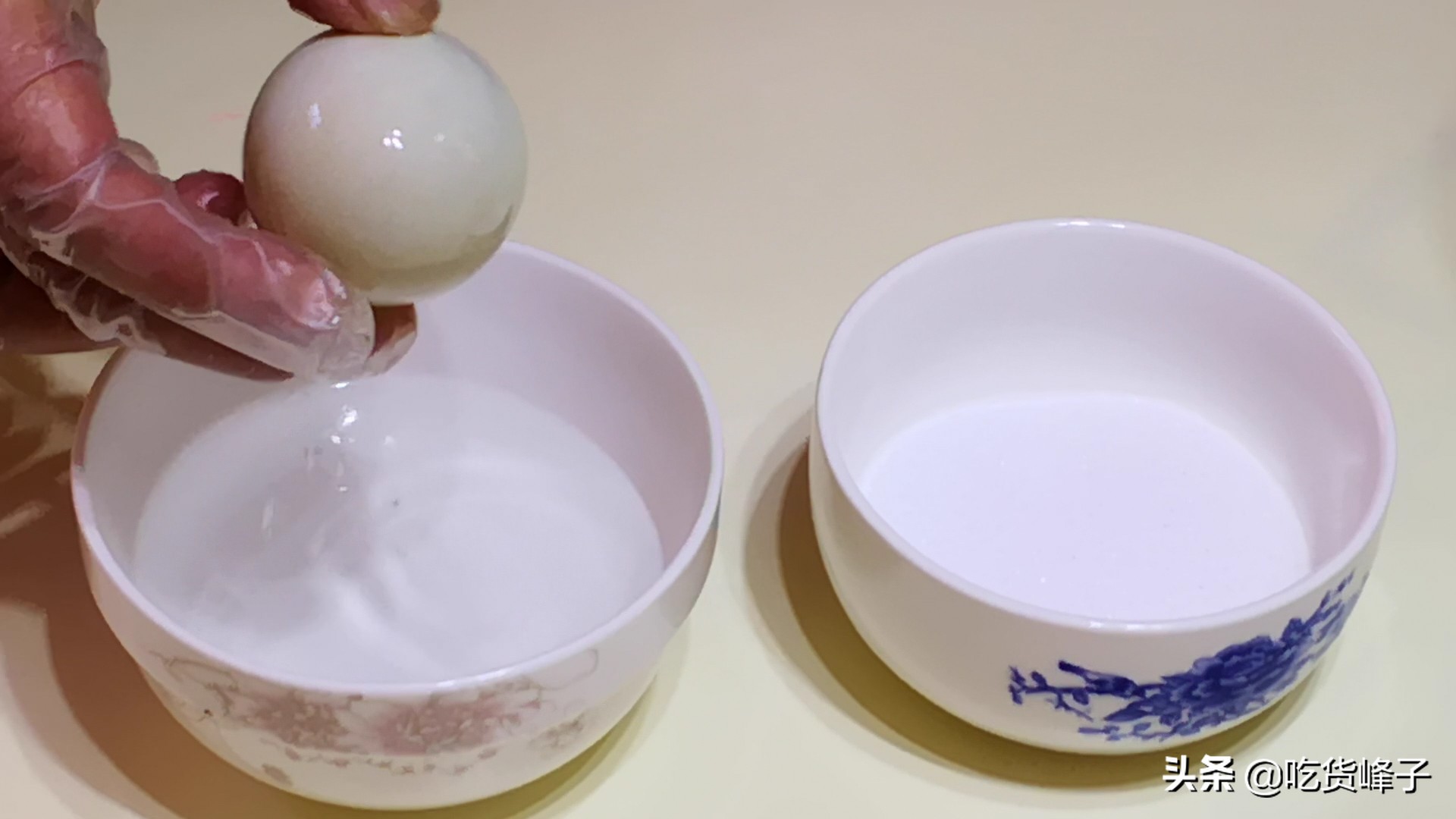 咸鸭蛋黄变黑是怎么回事还能吃吗,爱吃鸭蛋会胖吗