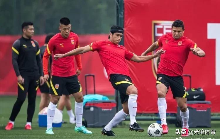 35脚射门0进球，足协主席表示很生气！国足今晚会不同吗？