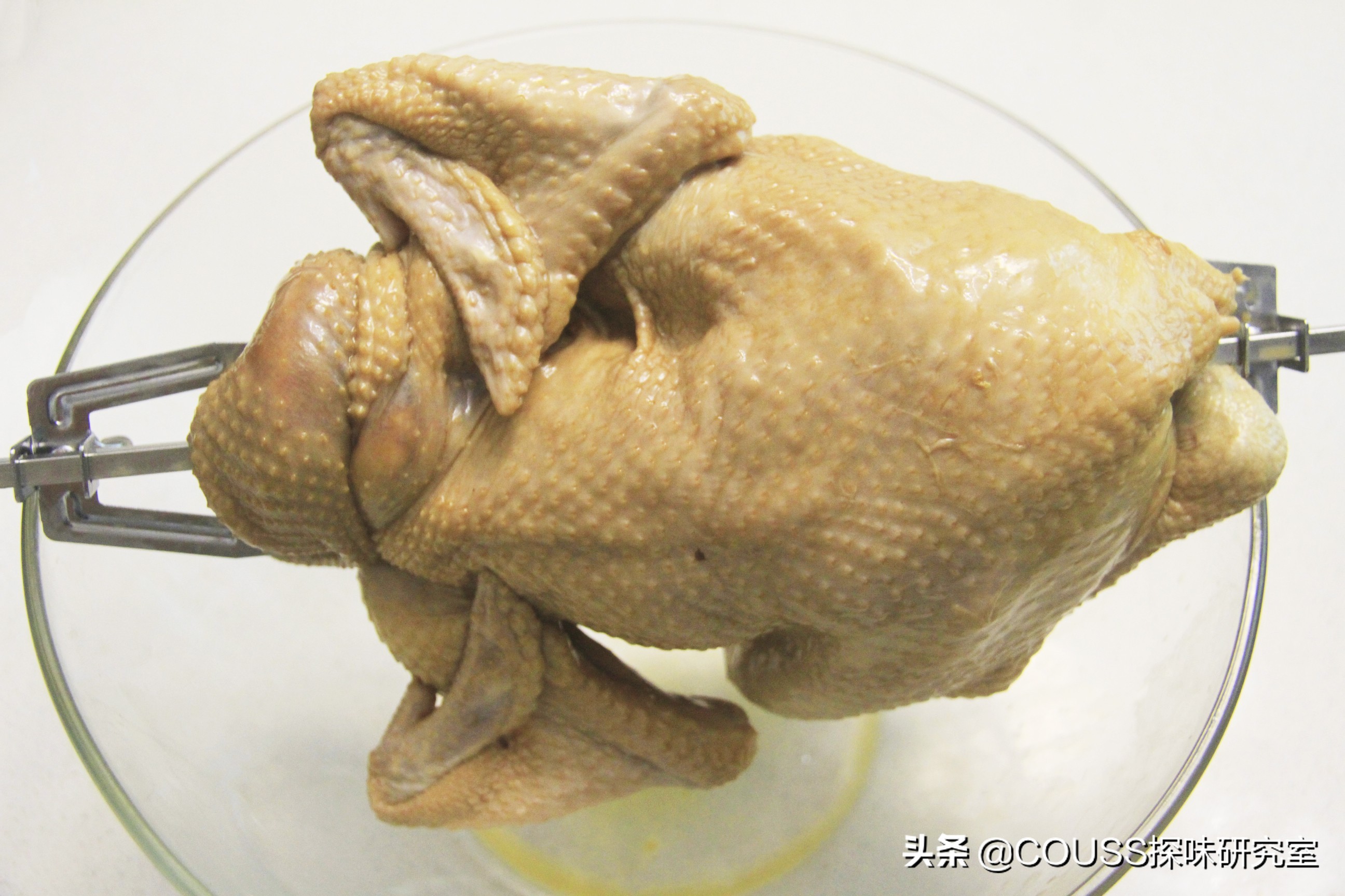 烤全鸡能烤熟吗,碳烤全鸡外脆里嫩