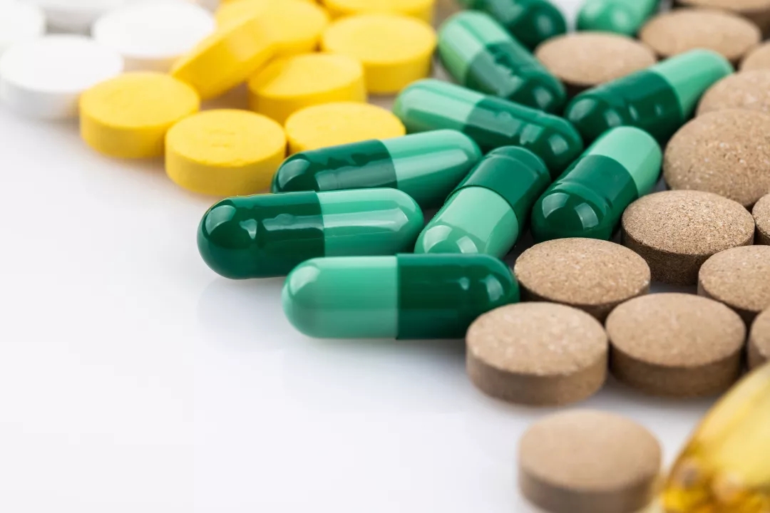 怀孕了，不小心吃了药，还能要吗？