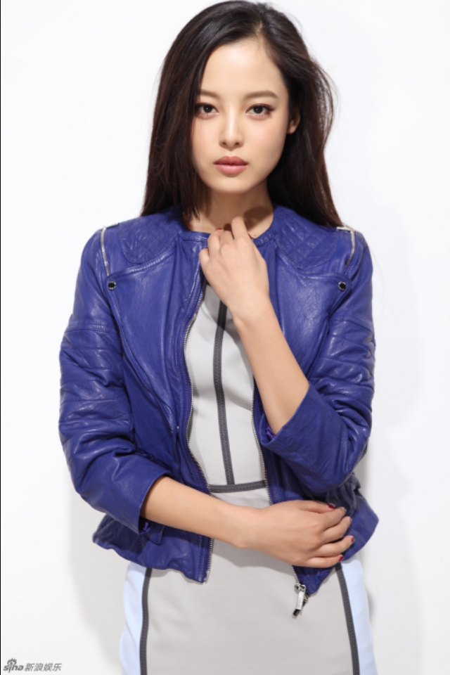 我的机器人女友辛芷蕾完整版,我的机器人女友辛芷蕾服装