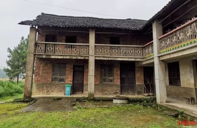 19年前抢劫杀害出租车司机案告破,情侣抢劫被杀后续