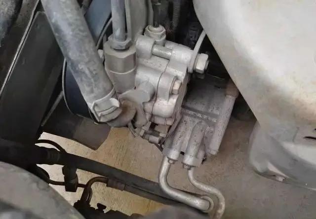 二手车怎么整备看起来像新车一样,千元二手车买回来整备项目有哪些