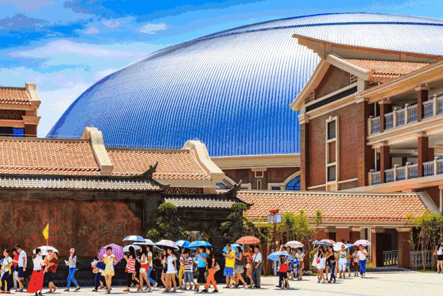 去厦门吹海风,来去厦门观光享受清凉的海风