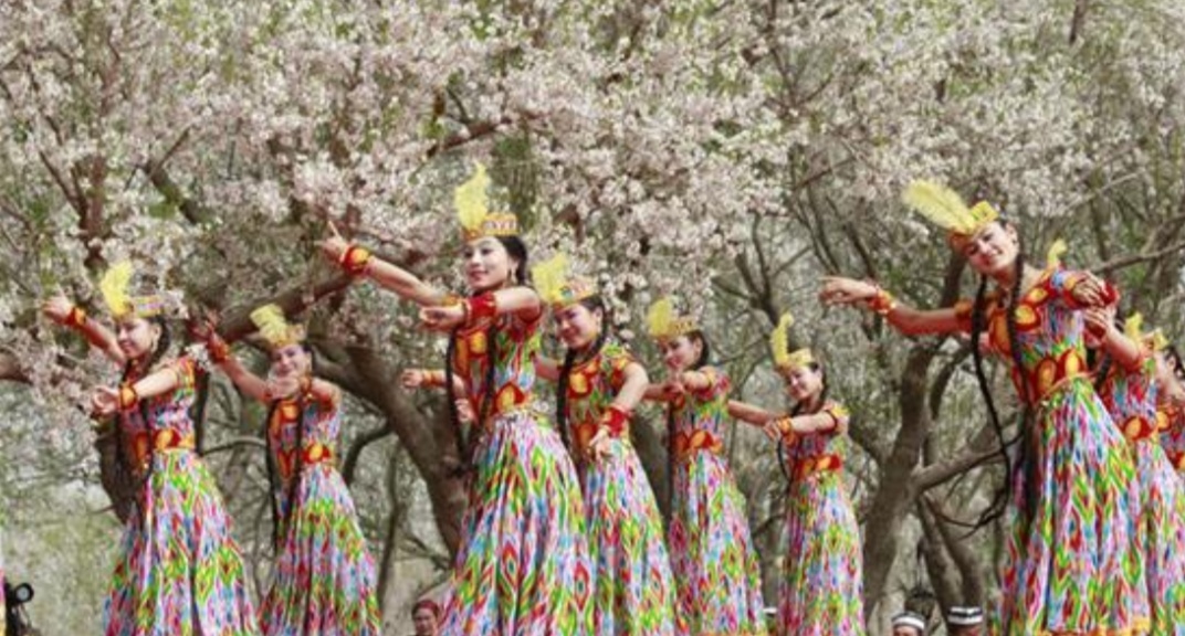 中国巴旦木之乡新疆莎车,神秘的昆仑山维吾尔