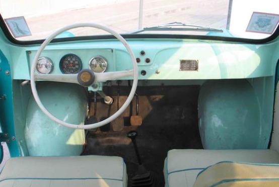 海燕SW-710:欧拉见了得叫爷的国产微型车,单轮驱动还有谁?