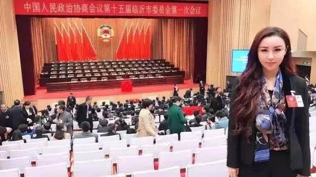 冯潇霆父亲简历,前国足队长冯潇霆简历