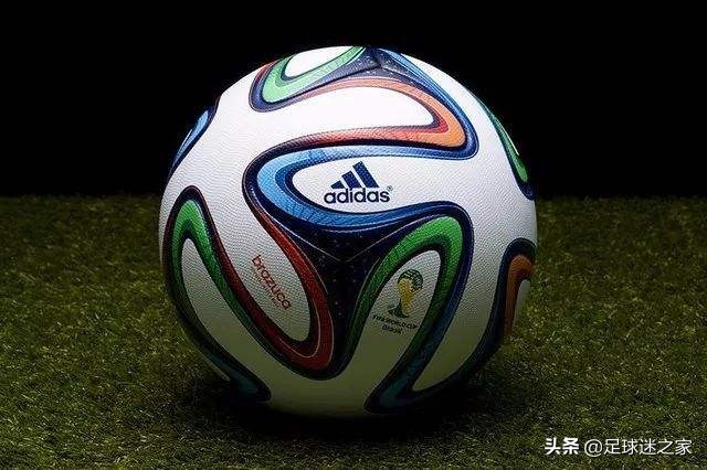 足球迷必玩,足球迷必看的书