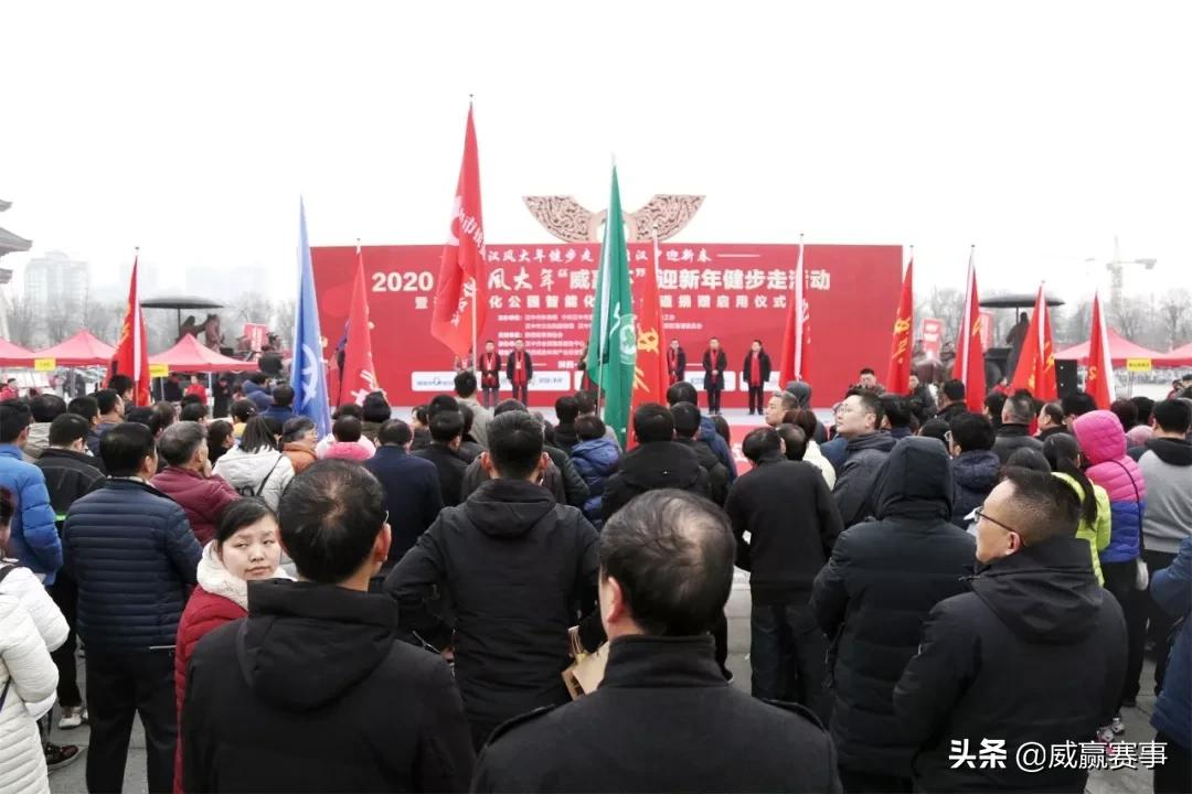 濞佽耽璧涗簨鐩存挱,濞佽耽涓滆帪