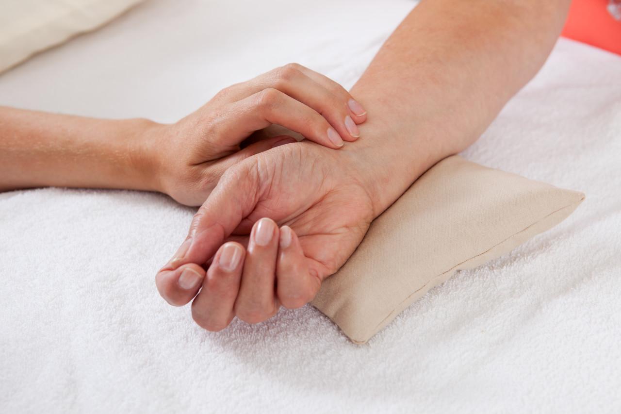 关于宫颈癌的中西医结合治疗,治疗宫颈癌专家中药验方