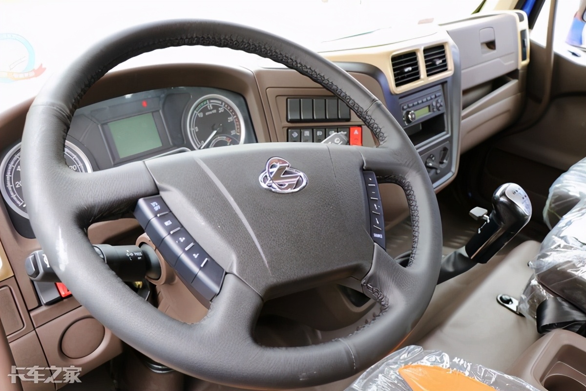 最便宜的国五6.8米载货车,15万以内最快的五款轿车