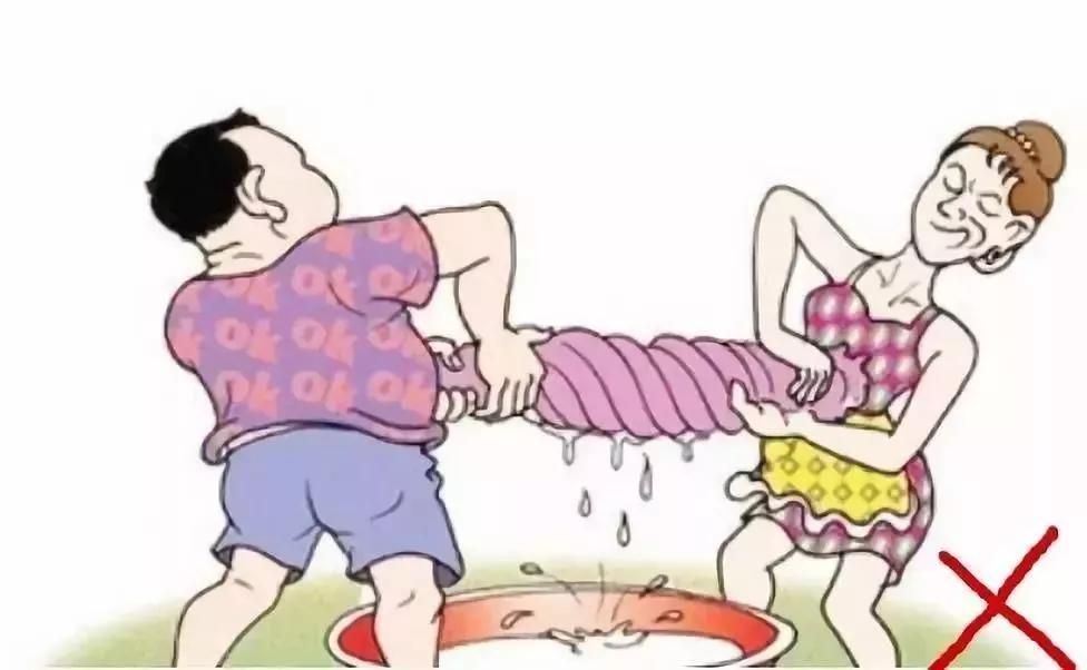 羽绒服洗过后跑毛怎么回事,羽绒服有发霉污渍怎么去除