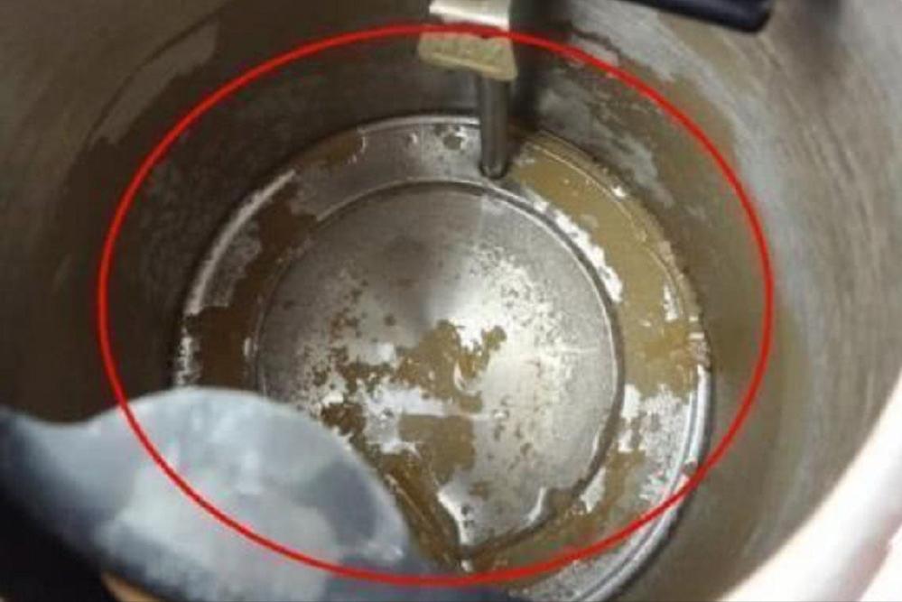 锅底黑垢用鸡蛋壳怎么去除,怎样用鸡蛋壳除锅底油污