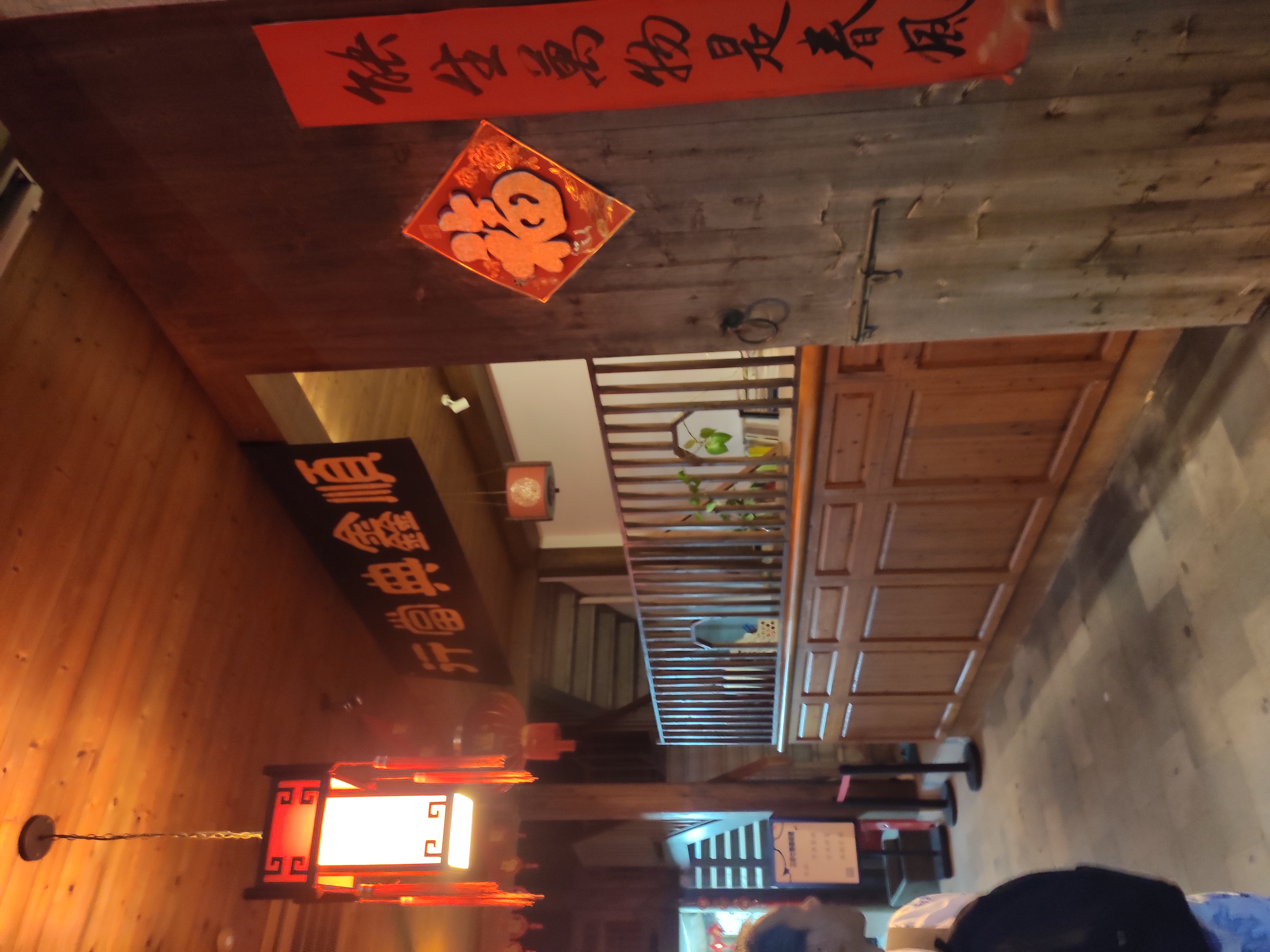 又是暑假研学作业，找个少人，少花钱的地方去吧