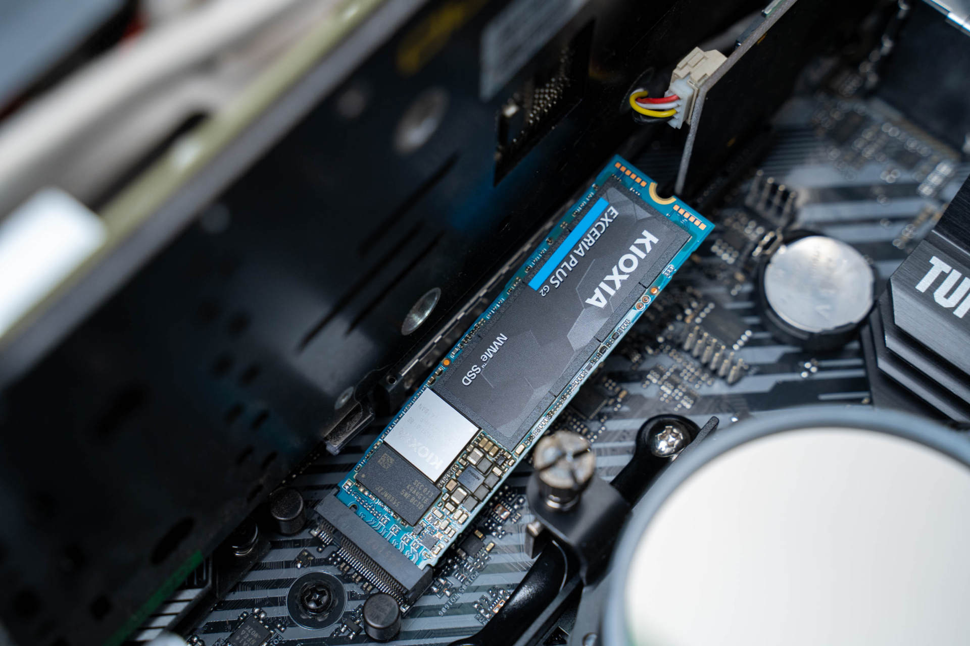 东芝铠侠rc201tbm.2nvme,东芝铠侠rc20500g